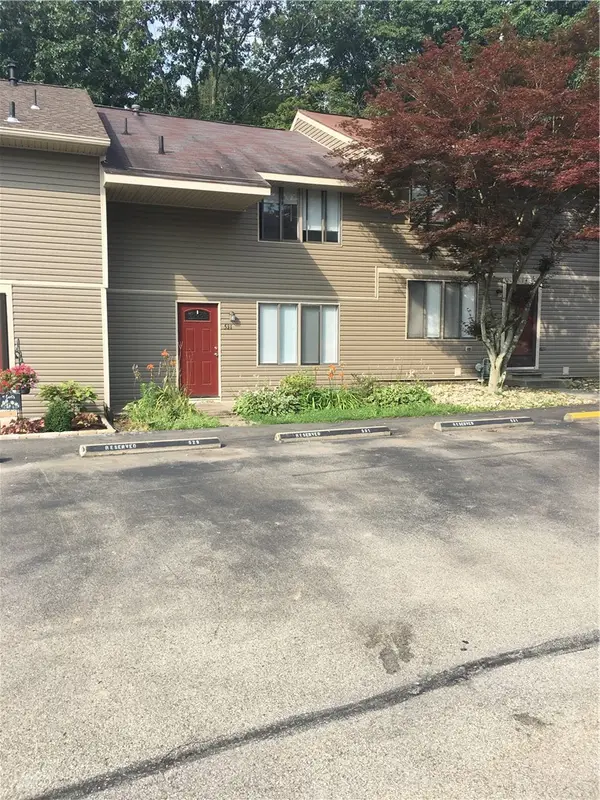 531 Hunters Path Rd, Bridgeville, PA 15017