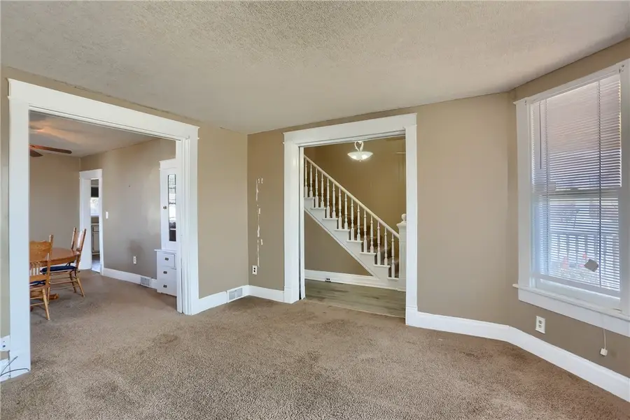 609 E Division St, New Castle, PA 16101 - #3