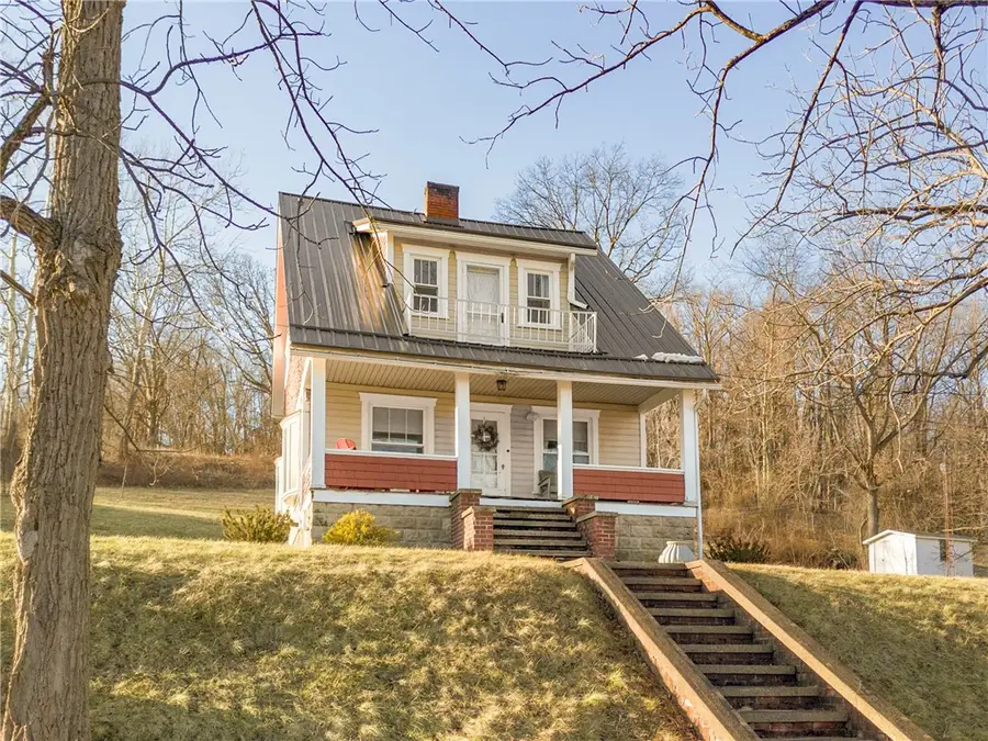 2237 Ridgeview Rd, Mount Pleasant, PA 15666 - #2