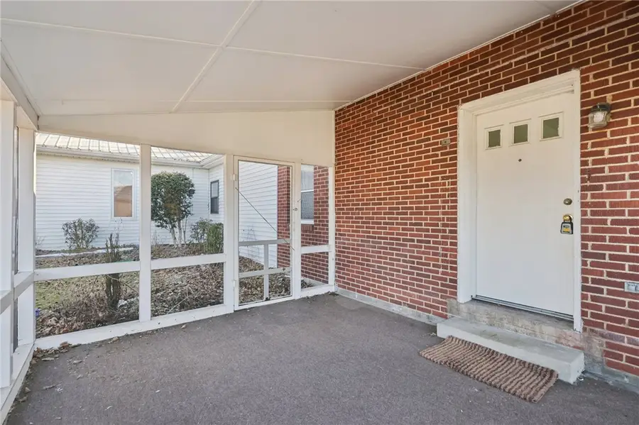 509 1st Street Ext, Apollo, PA 15613 - #2