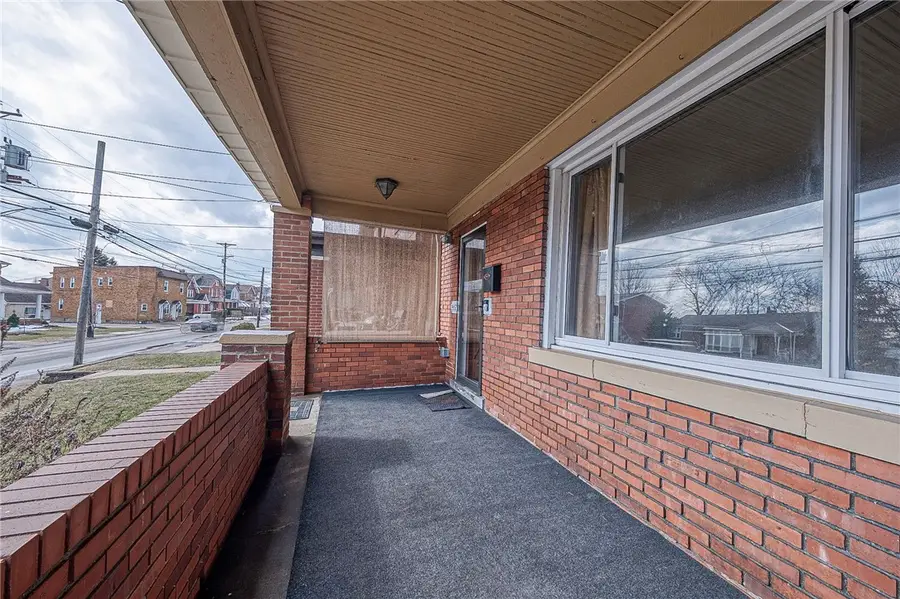 2957 Churchview Ave, Pittsburgh, PA 15227 - #2