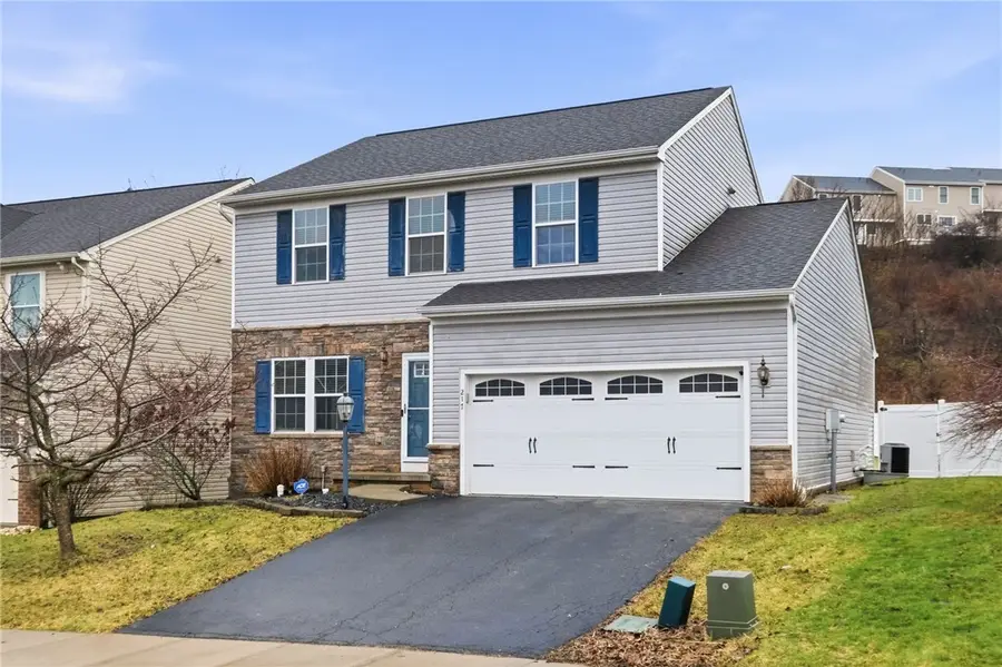 217 Heritage Dr, Oakdale, PA 15071 - #2