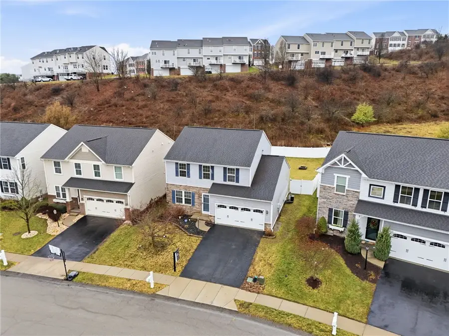 217 Heritage Dr, Oakdale, PA 15071 - #3