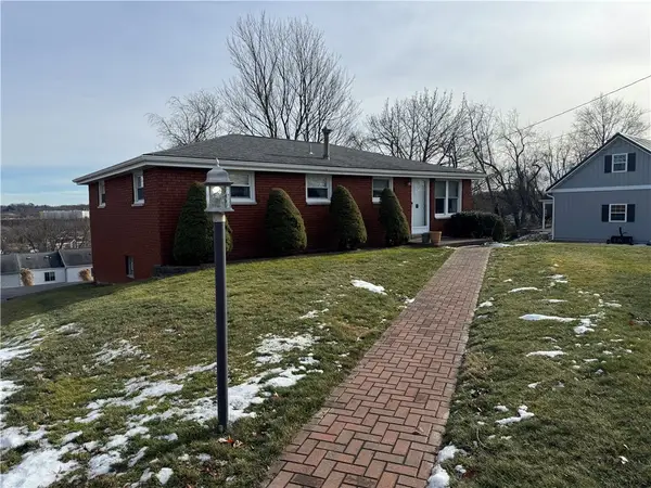 225 Chaucer Drive, Irwin, PA 15642