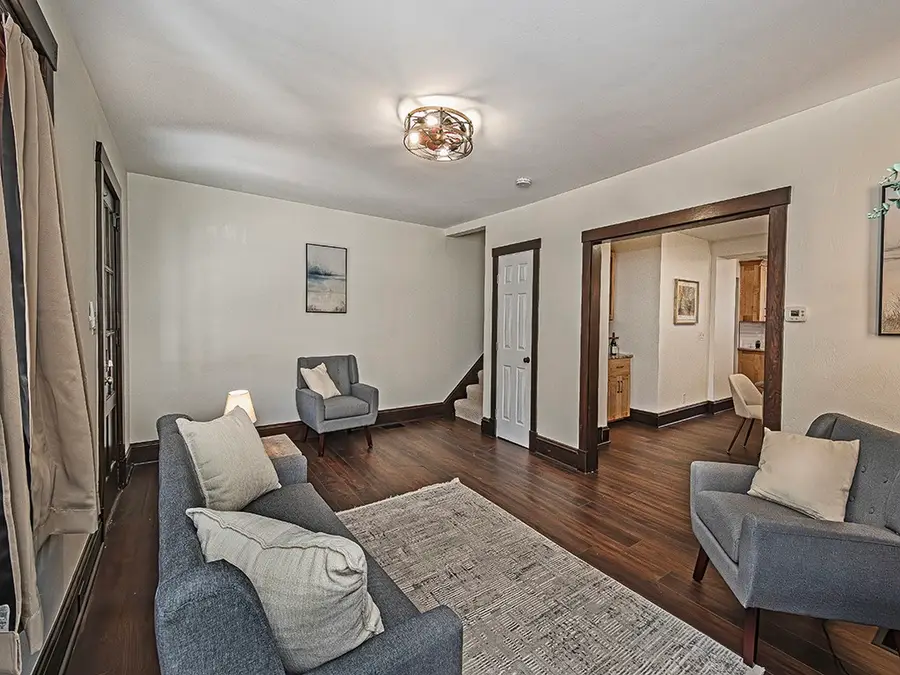 5519 Howe St, Pittsburgh, PA 15232 - #2