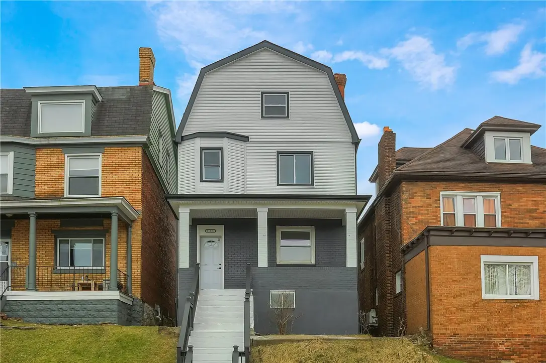 618 E 12th Ave, Homestead, PA 15120 - #1