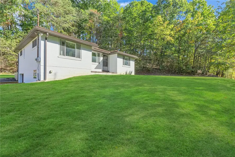 584 Chapel Rd, Aliquippa, PA 15001 - #2