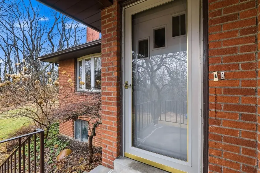 5195 Texas Ave, Bethel Park, PA 15102 - #3