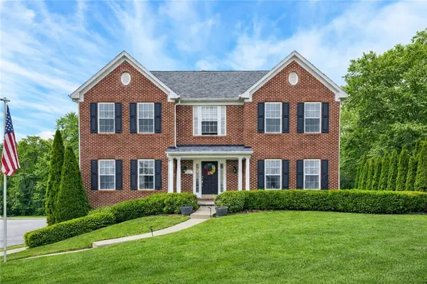 1008 Dunedin Dr, Greensburg, PA 15601