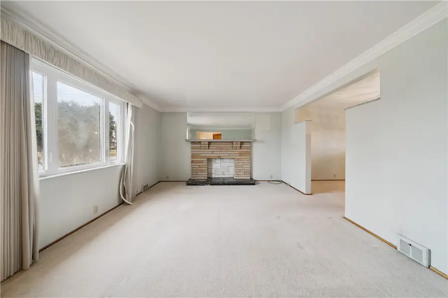 960 Illinois Ave, Pittsburgh, PA 15221 - #3