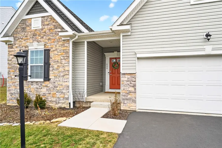 600 Torwood Ln, Pittsburgh, PA 15236 - #2