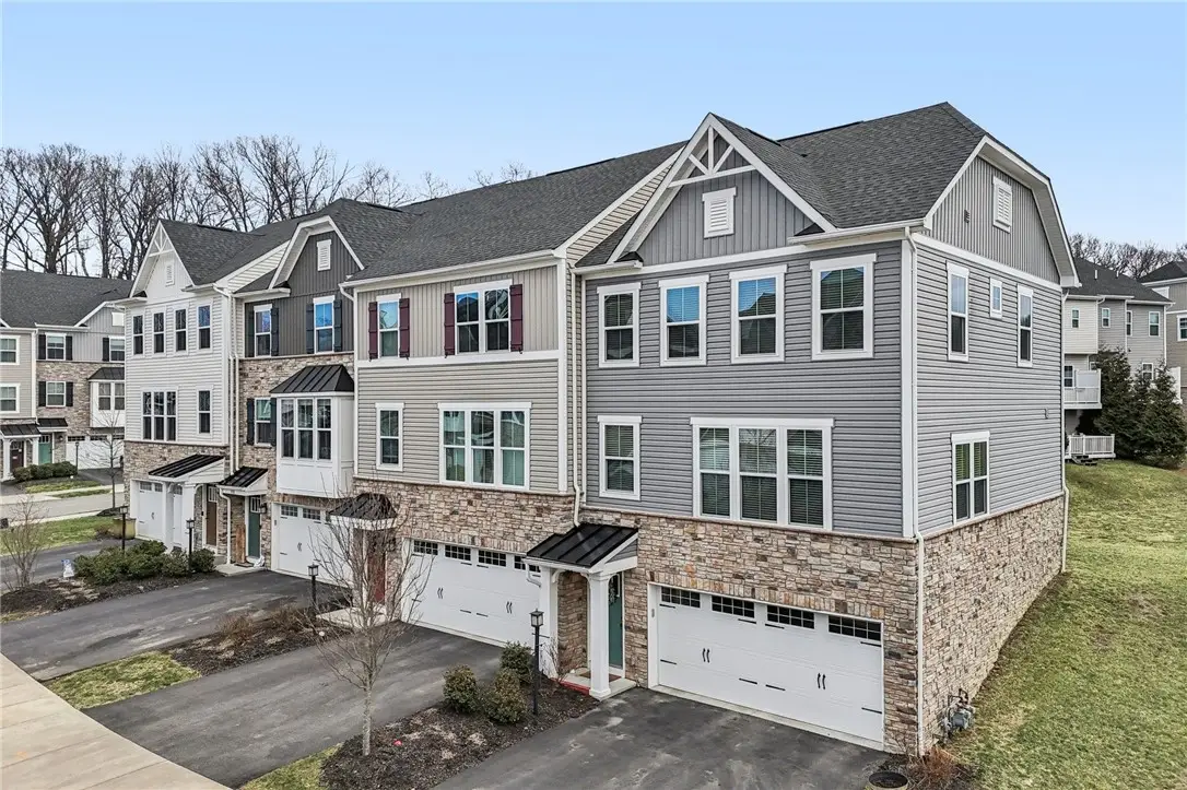 151 Curtis Ct, Ross, PA 15237 - #1