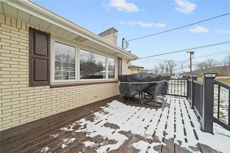 625 Garfield Ave, Carnegie, PA 15106 - #3