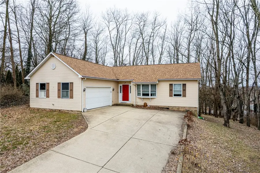 4 Victoria Drive, Greensburg, PA 15601 - #2