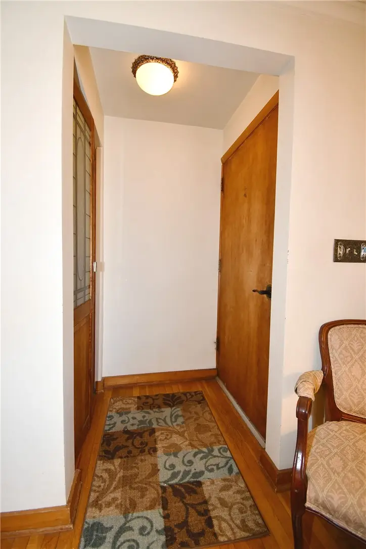 52 Bellview Cir, McKees Rocks, PA 15136 - #2