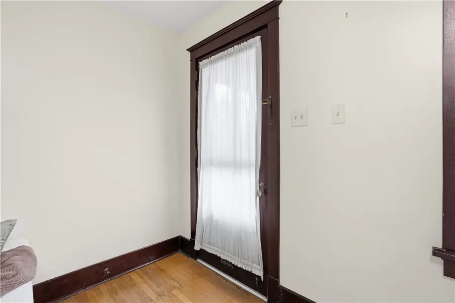 956 Milton Street, Pittsburgh, PA 15218 - #2