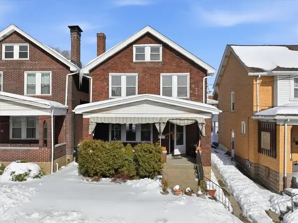 947 Kennebec St, Greenfield, PA 15217