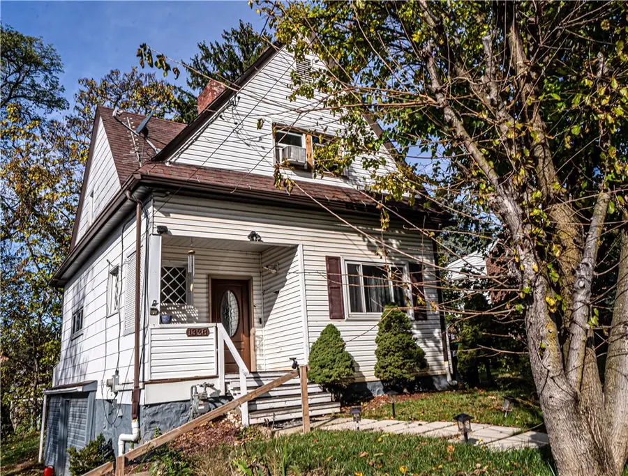 1328 Lettie Hill St, Pittsburgh, PA 15216 - #2