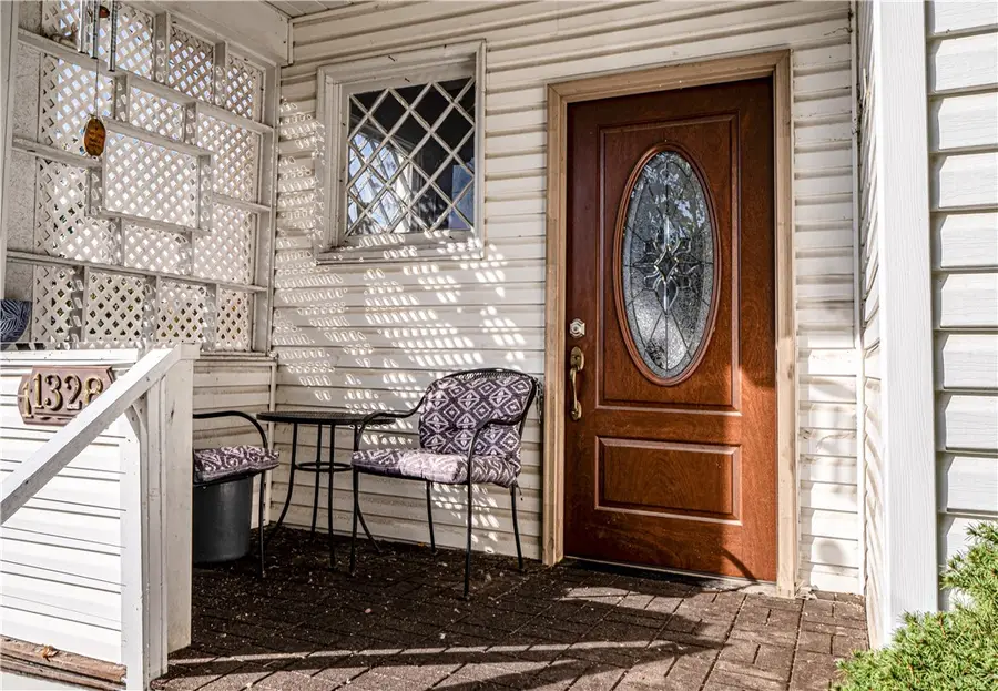 1328 Lettie Hill St, Pittsburgh, PA 15216 - #3