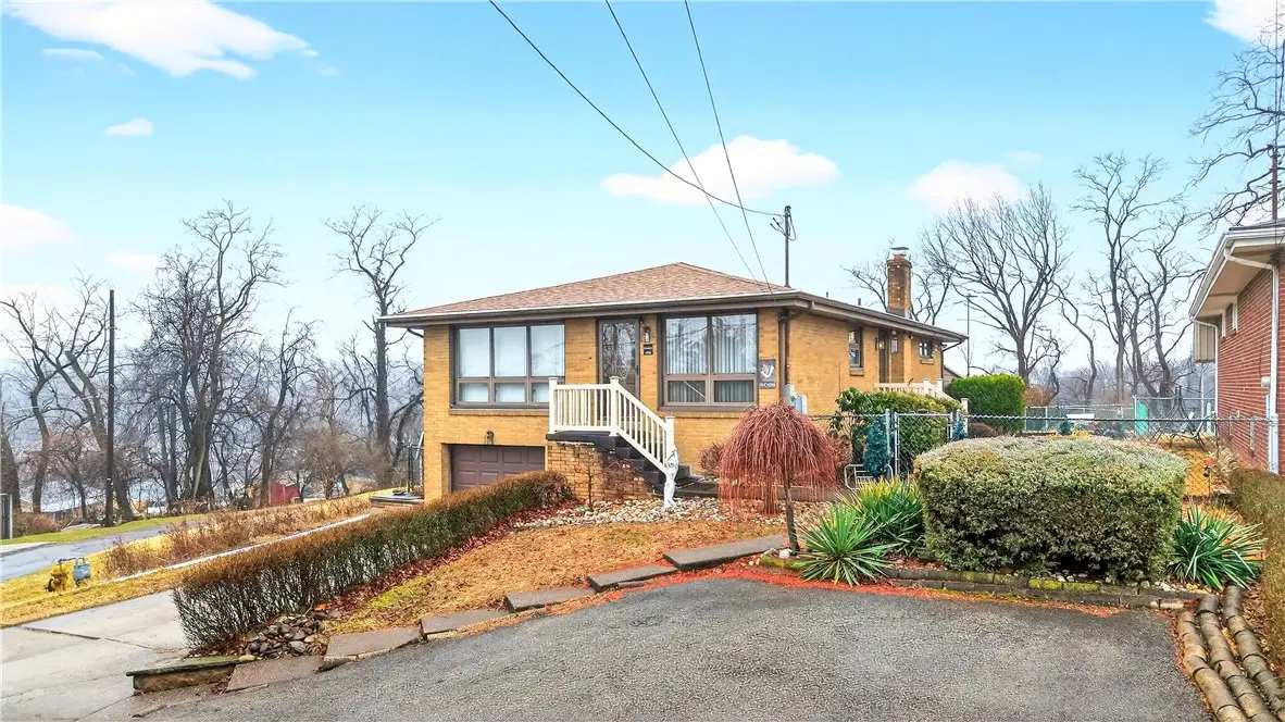 5156 Ridge Dr, Pittsburgh, PA 15236 - #1