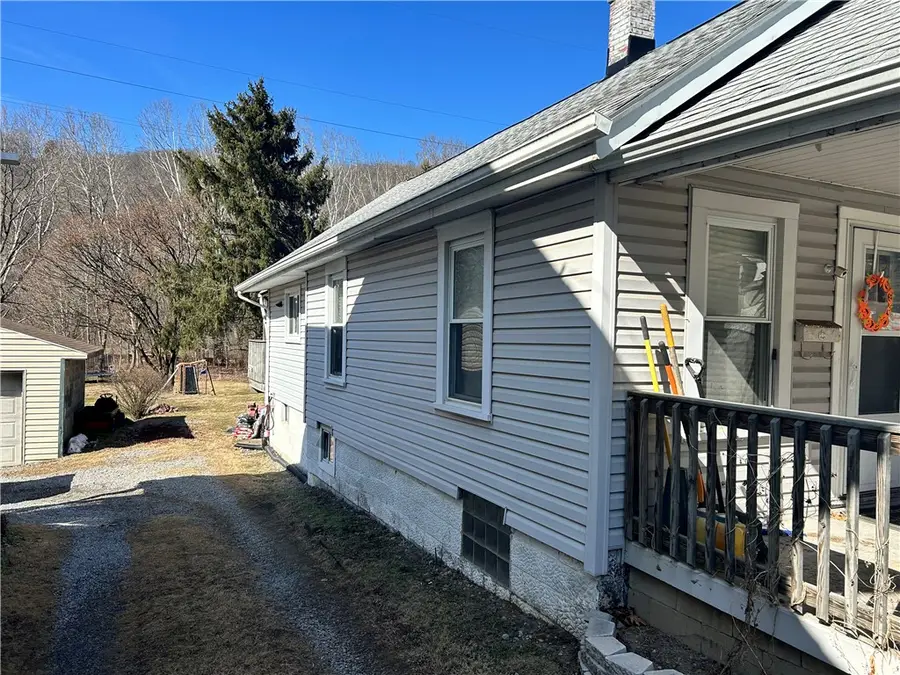 529 Ambridge Ave, Ambridge, PA 15003 - #2