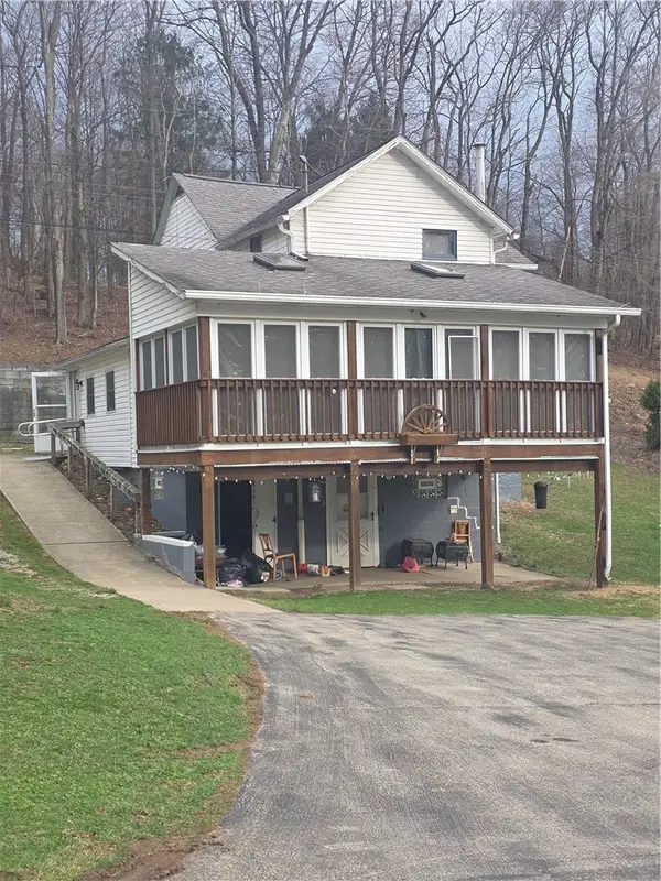 1474 Mt Pleasant Rd, Greensburg, PA 15601