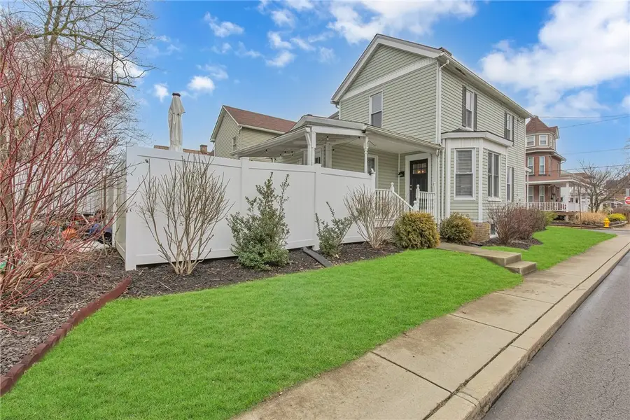 898 Canal St, Beaver, PA 15009 - #2