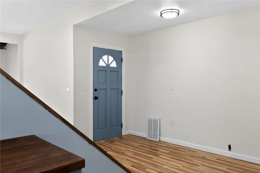419 29th St, McKeesport, PA 15132 - #3