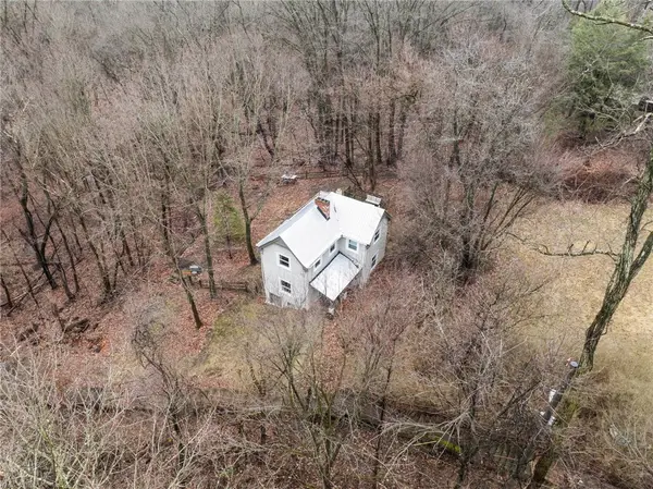 2500 Louisiana Ave, Pittsburgh, PA 15216