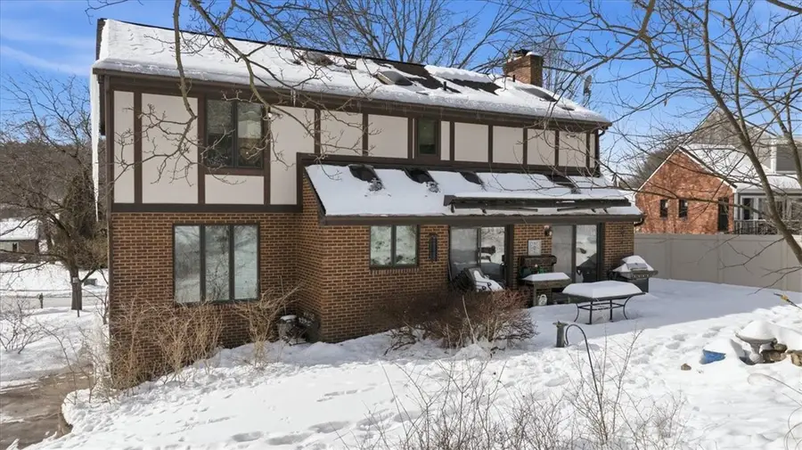 8186 Streamside Dr, Pittsburgh, PA 15237 - #3