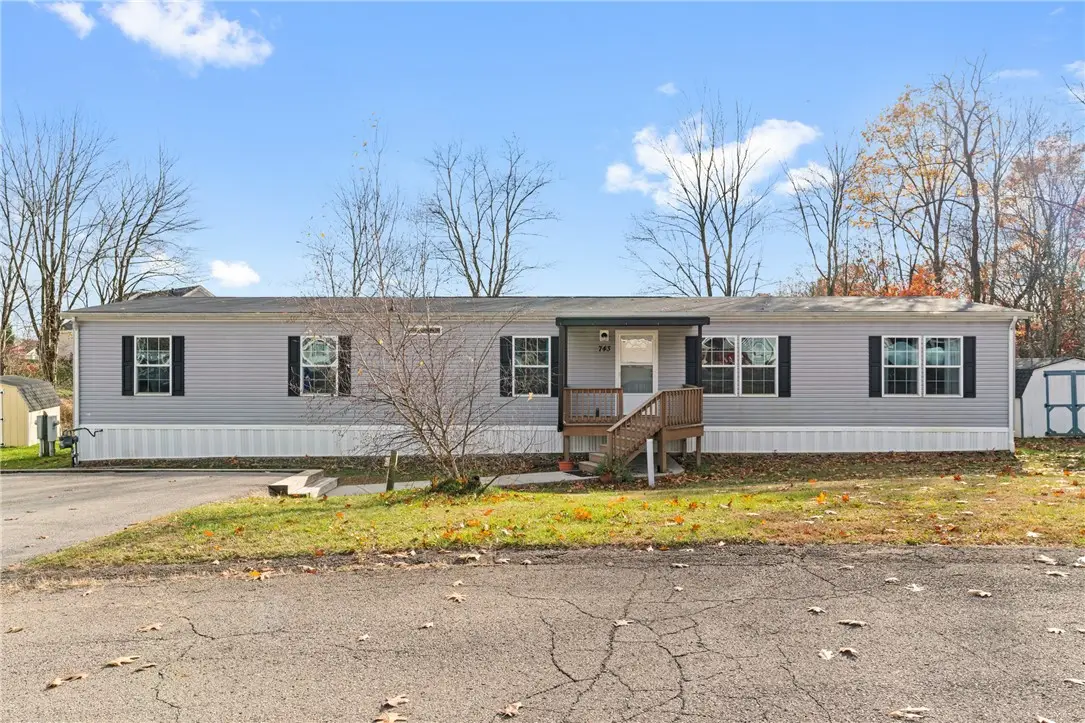 743 Slate Ave, Cranberry, PA 16066 - #1