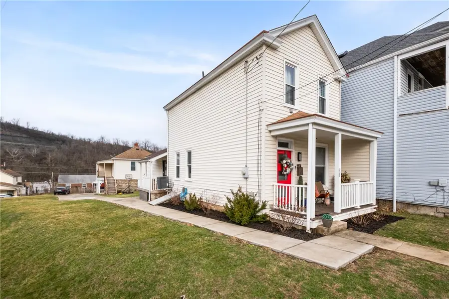 732 Orchard St, Carnegie, PA 15106 - #2