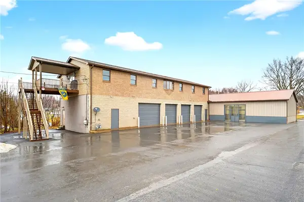 1204 Memorial Blvd, Connellsville, PA 15425