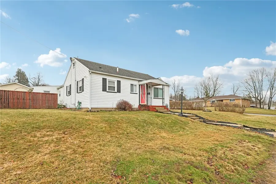 1613 Wooley Ave, New Castle, PA 16101 - #3