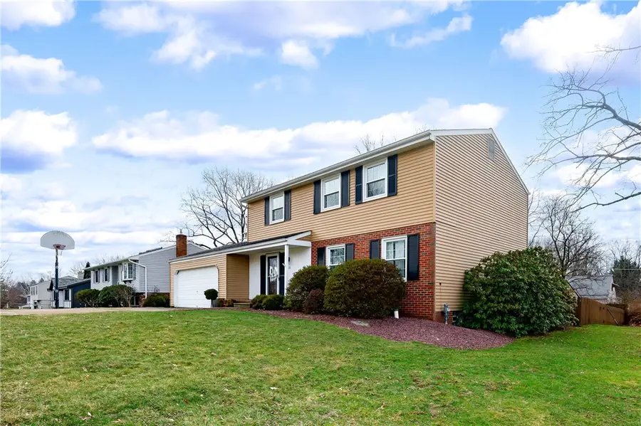 115 Ayleshire Rd, Butler, PA 16001 - #3