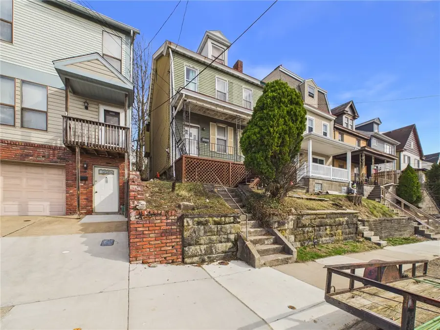21 Ruth St, Pittsburgh, PA 15211 - #2