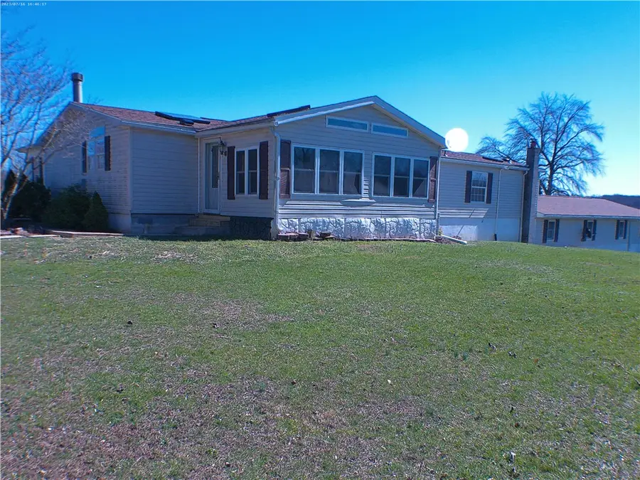 107 Hunting Hills Road, Dilliner, PA 15327 - #3