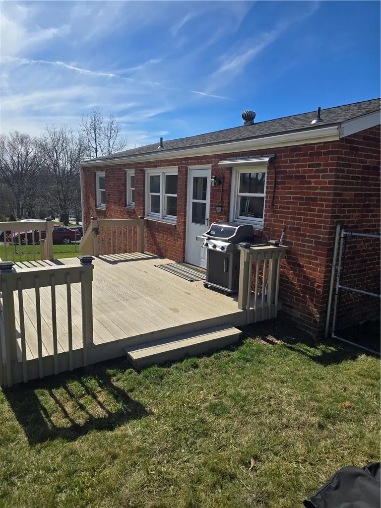 1681 Robbins Station Rd, Irwin, PA 15642 - #3