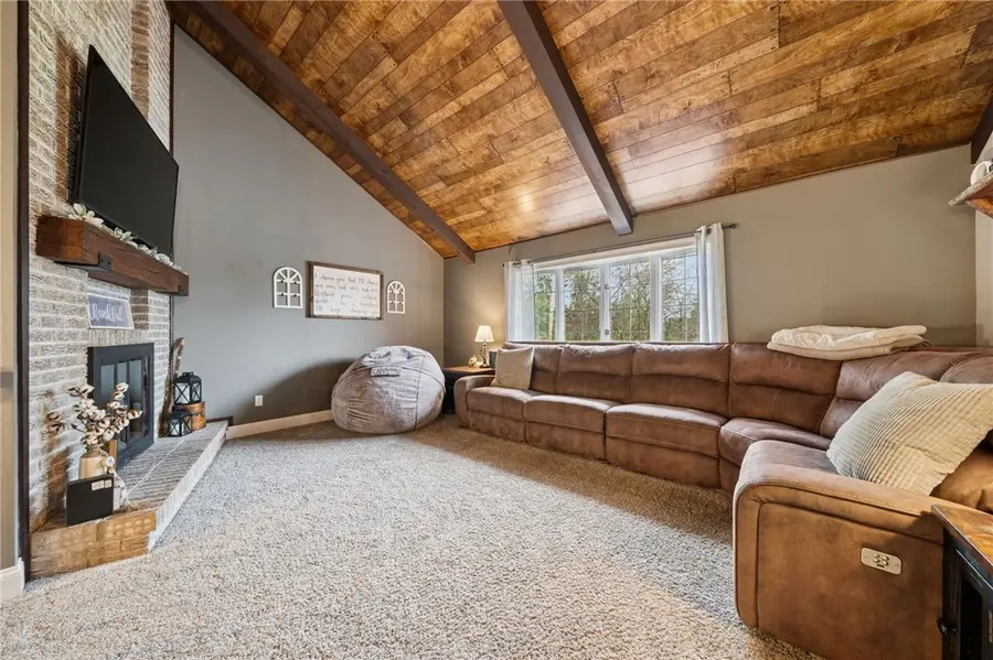 837 Magnolia Ln, Hunker, PA 15639 - #3