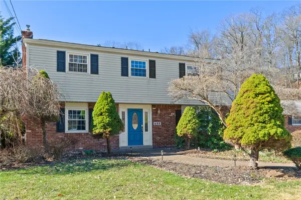 688 Carnival Dr, Pittsburgh, PA 15239