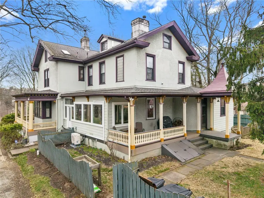 417 Boyd St, Turtle Creek, PA 15145 - #2