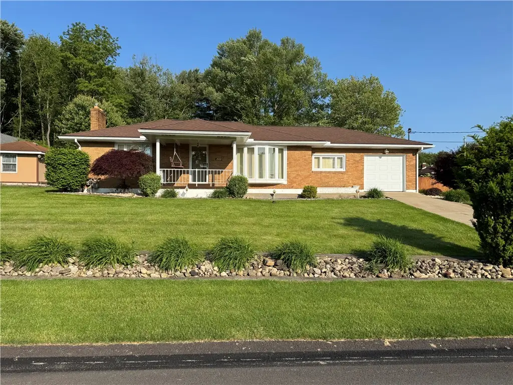 2122 Elizabeth Ct, Export, PA 15632 - #1