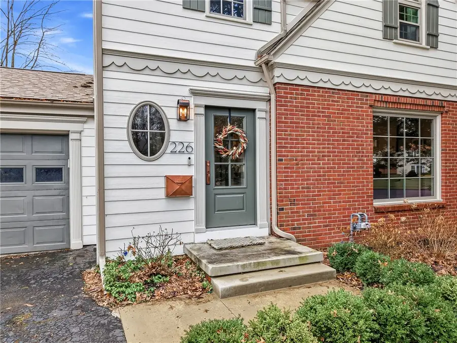 226 E Englewood Ave, New Castle, PA 16105 - #3