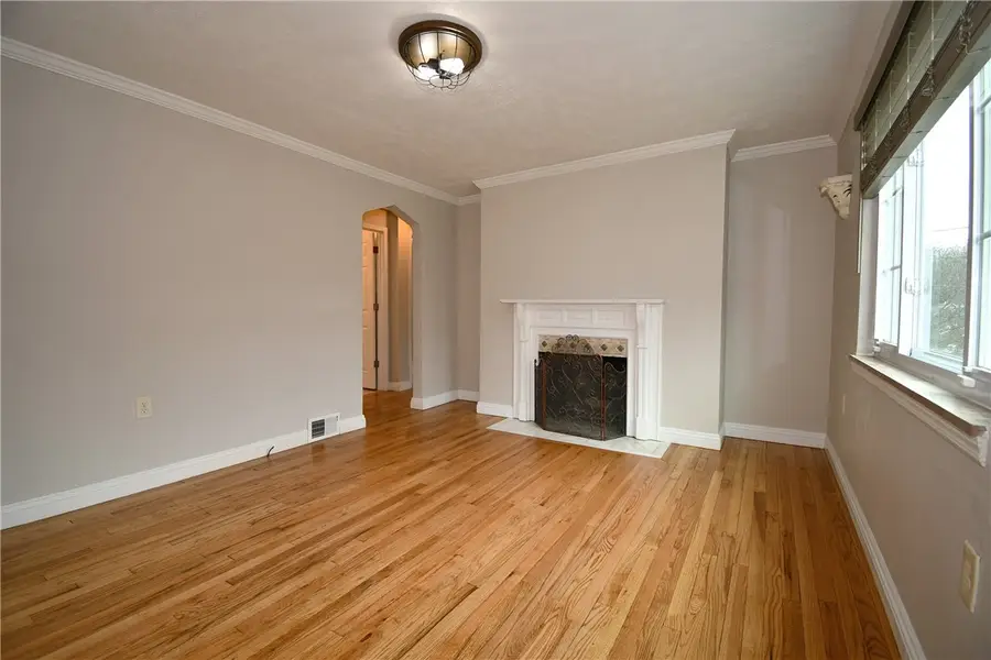 49 Sunrise Dr, Pittsburgh, PA 15236 - #3