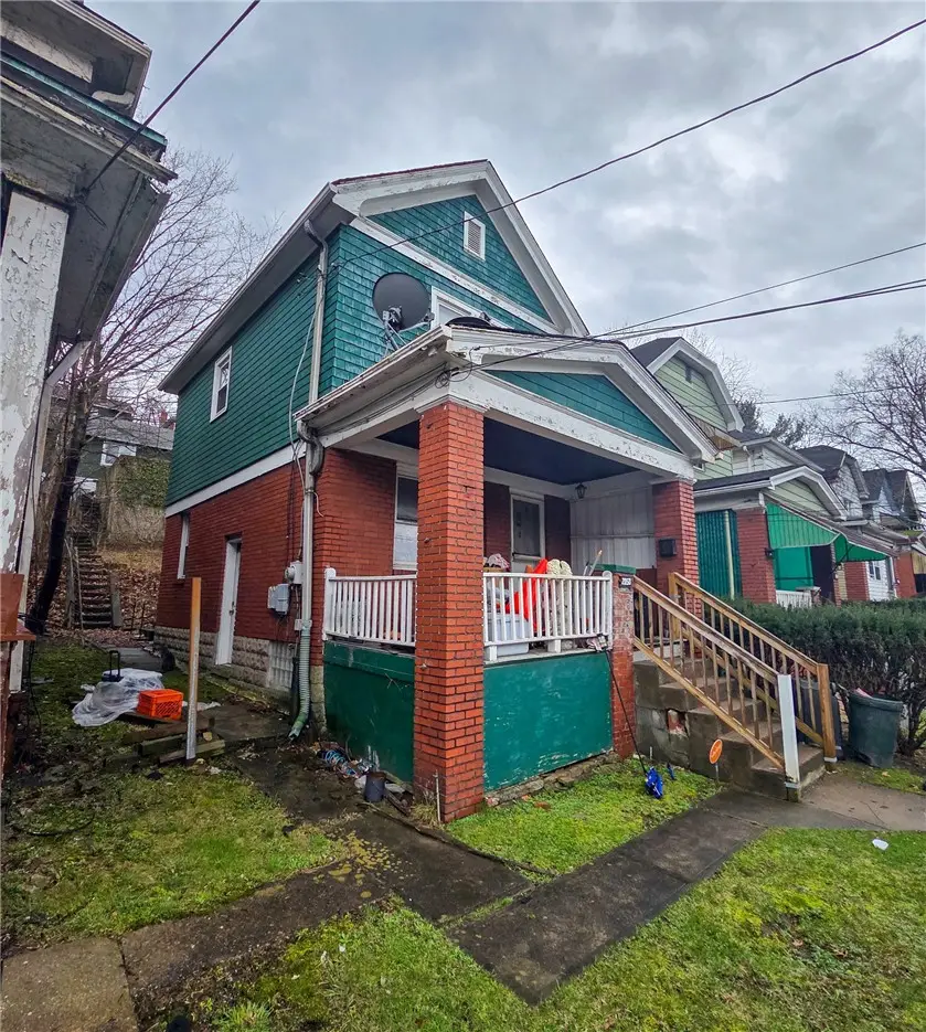 2050 Laketon Rd, Pittsburgh, PA 15221 - #2