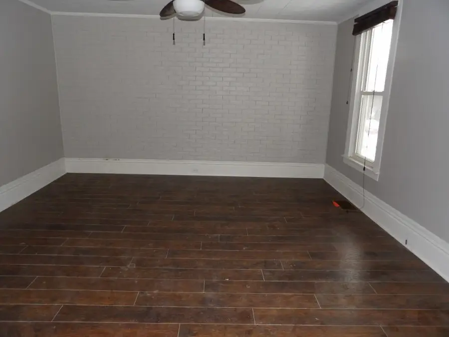 806 E 4th St, Oil City, PA 16301 - #3