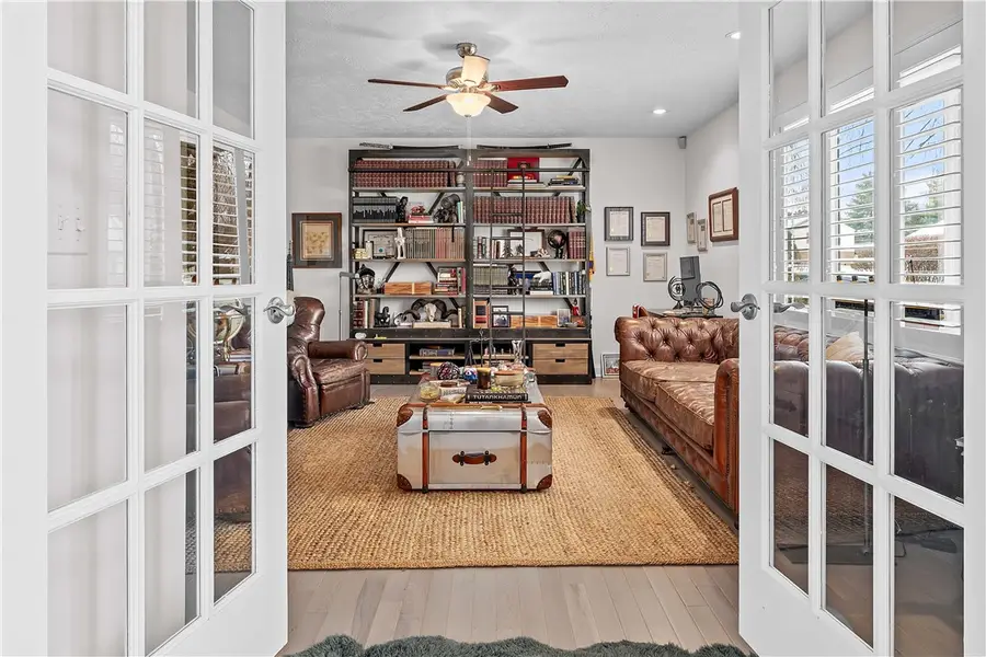 139 Heritage Hills Rd, Uniontown, PA 15401 - #3