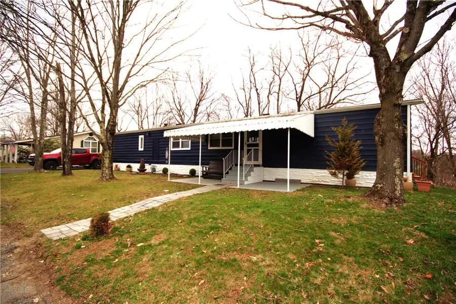 122 Woodland Dr., Tarentum, PA 15084 - #2