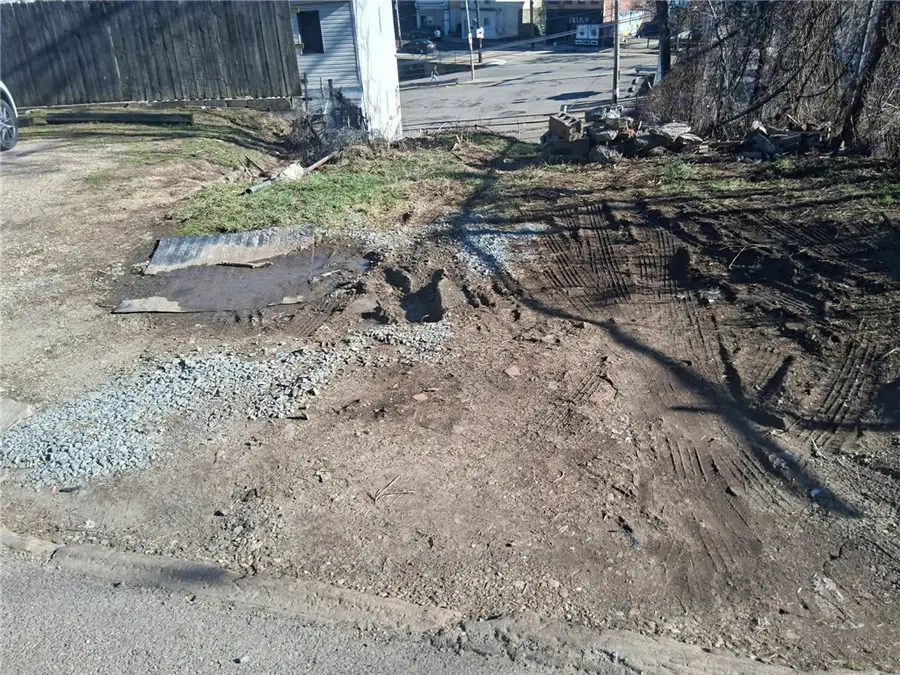 840 Carnival Way, Pittsburgh, PA 15210 - #2