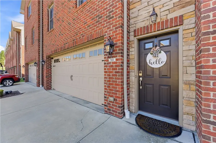 583 Chesnic Dr, Canonsburg, PA 15317 - #2